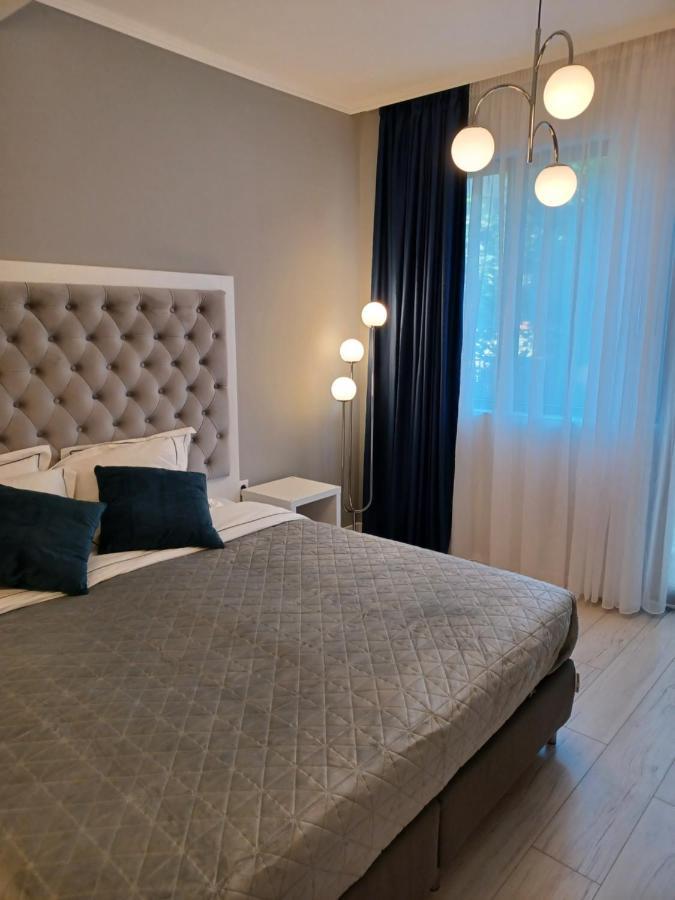 Tara Deluxe Apartment Varna ภายนอก รูปภาพ