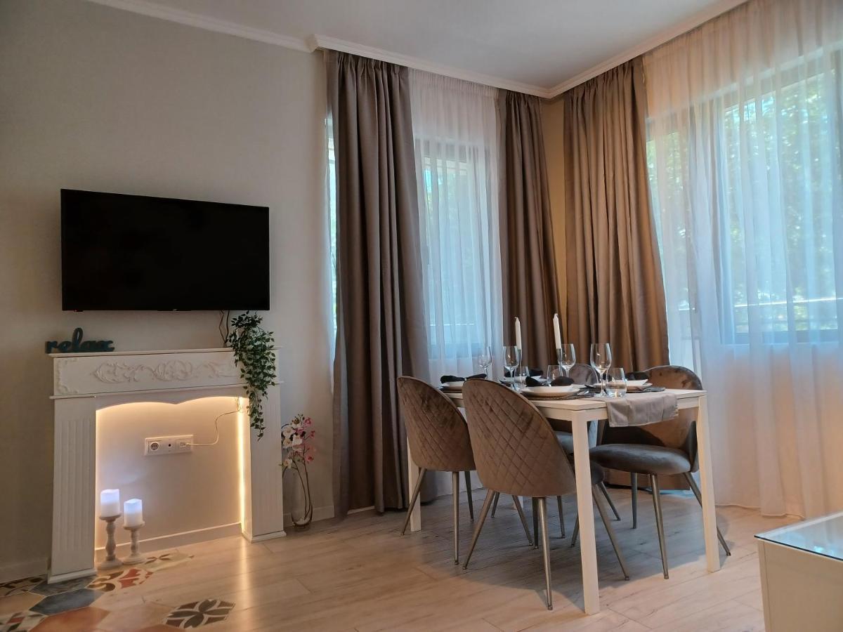 Tara Deluxe Apartment Varna ภายนอก รูปภาพ
